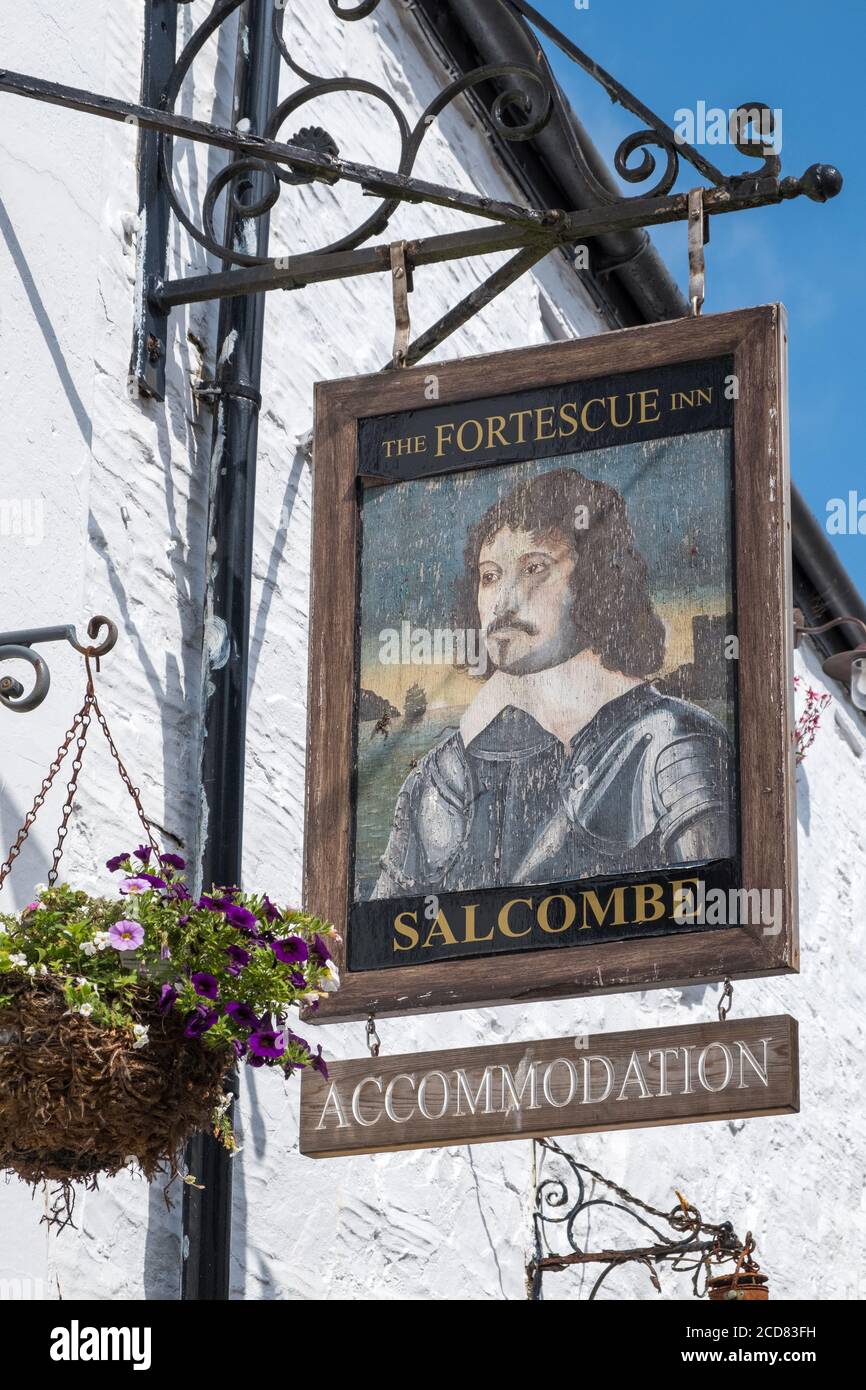La casa pubblica Fortesque Inn in Union Street, Salcombe, South Hams, Devon, una popolare località turistica Foto Stock