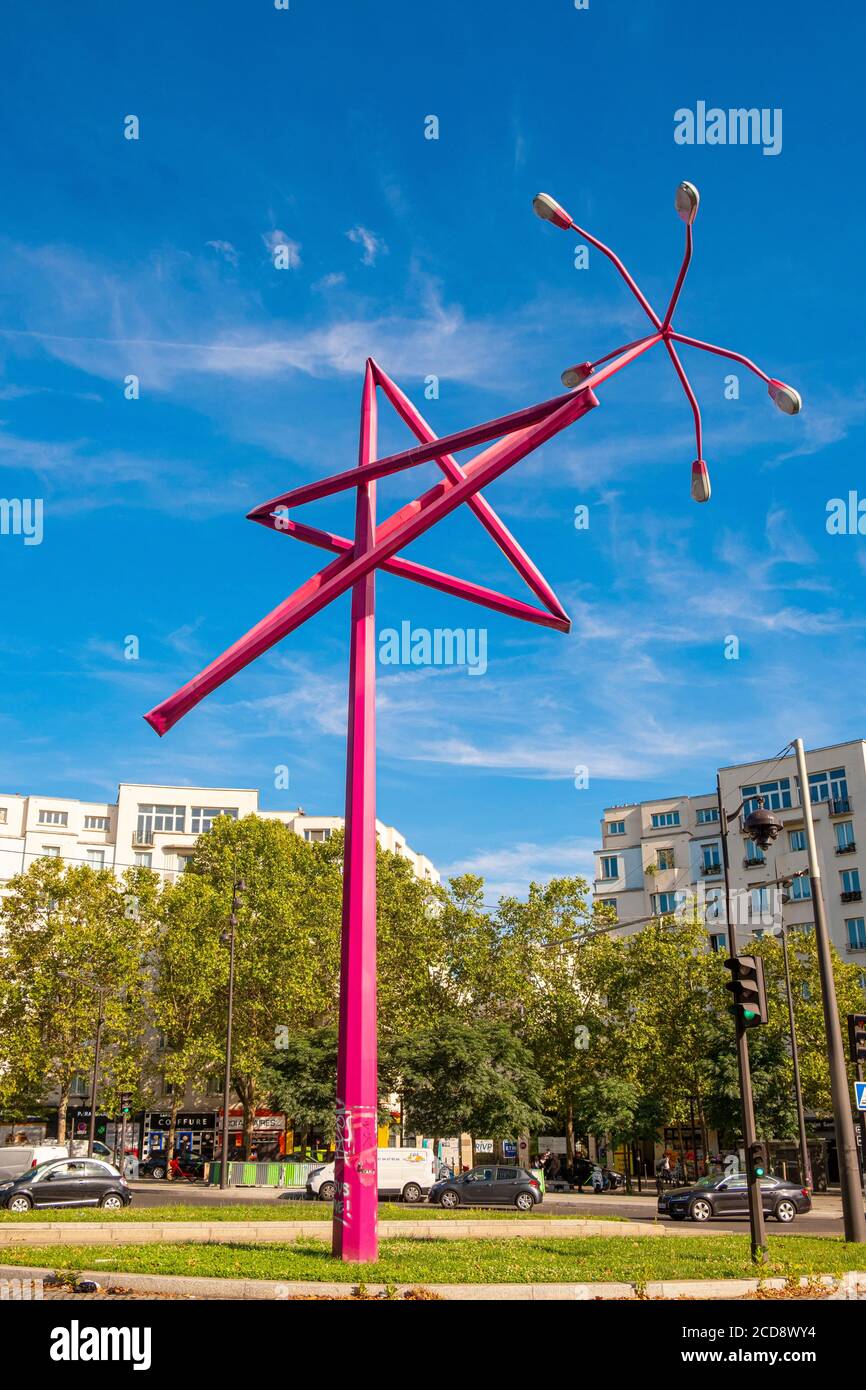 Francia, Parigi, Porte de Bagnolet, lampione Twisted lampione Star?, la creazione di Mark Handforth Foto Stock