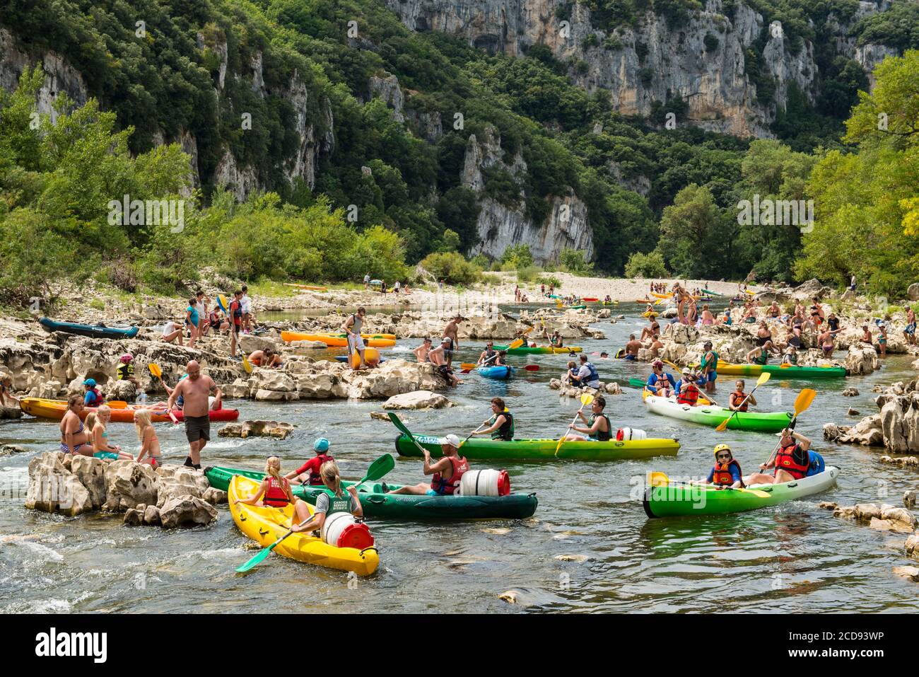 Francia, Ardeche, Vallon Pont d'Arc, rapide du Charlemagne a monte del Pont d'Arc Foto Stock