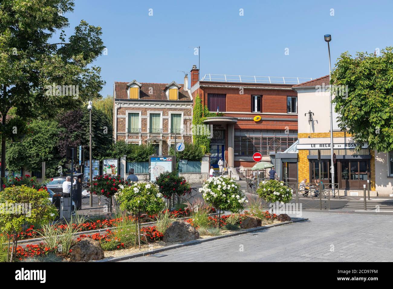 Francia, Seine Saint Denis, Rosny sous Bois, Avenue of the Republic, Piazza dei Martiri della resistenza e della deportazione Foto Stock