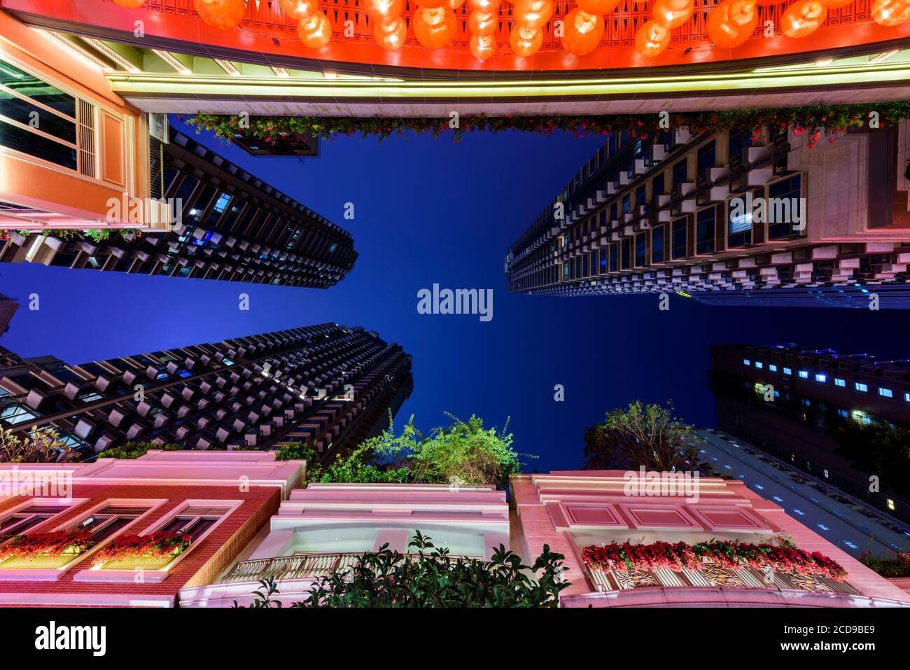 Hong Kong, Isola di Hong Kong, zona commerciale pedonale Lee Tung Avenue Foto Stock