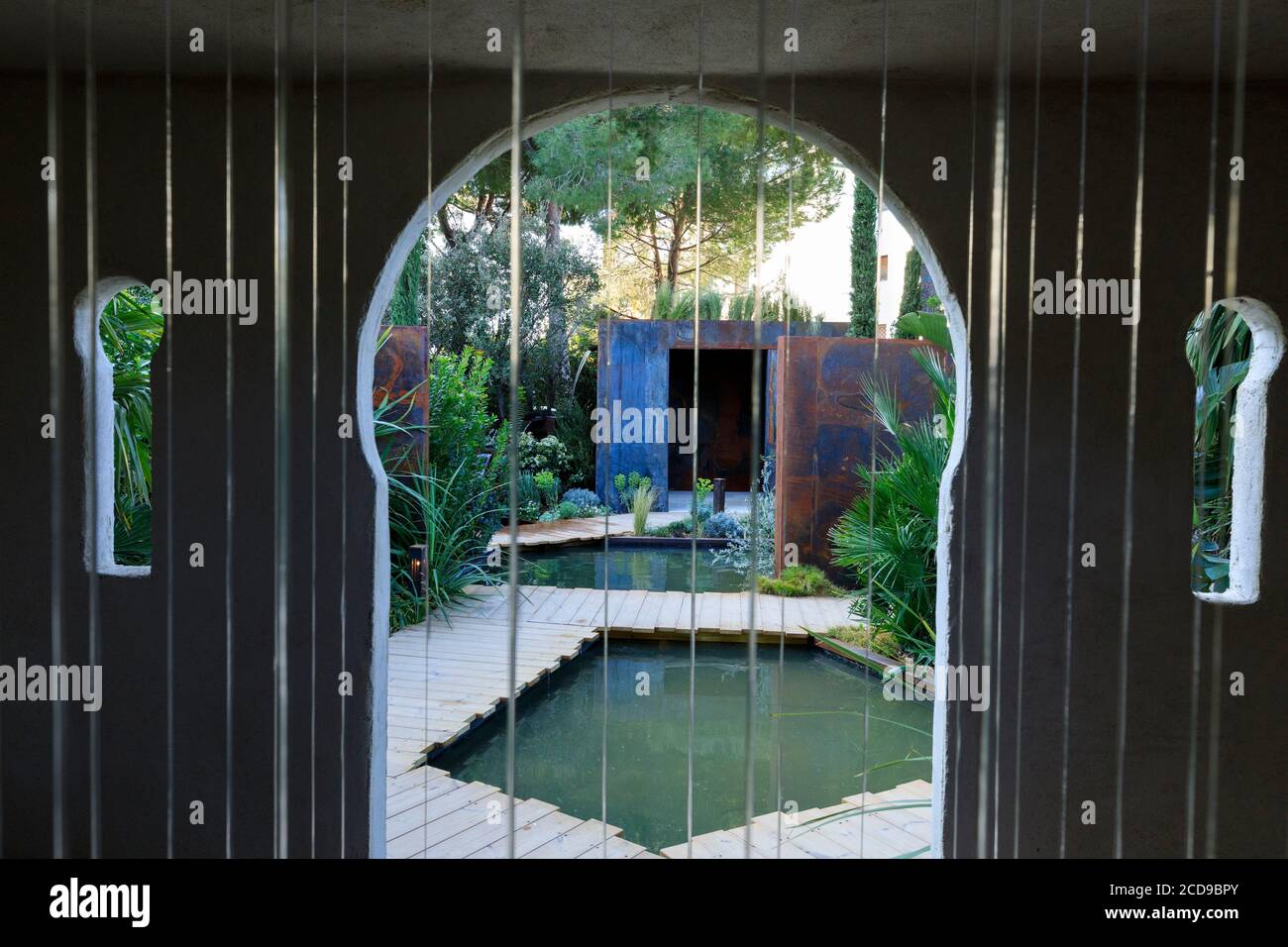 Francia, Alpes Maritimes, Antibes Juan les Pins, Garden Festival della Costa Azzurra 2019, Garden da una banca ad un altro Passion Garden di Jeremie Boissiere, Cedric Eygrier, Lawrence Buron, Lucas Michel, Alan Bontoux Calot e Sylvere Fournier Foto Stock