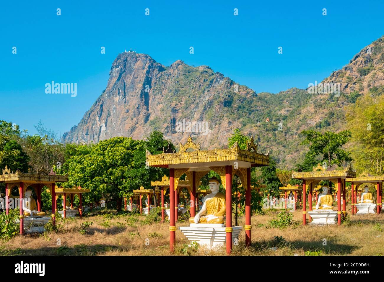 Myanmar (Birmania), Karen state, hPa An, Lumbini Garden di 1000 Buddha e Monte Zwe GA Bin Foto Stock