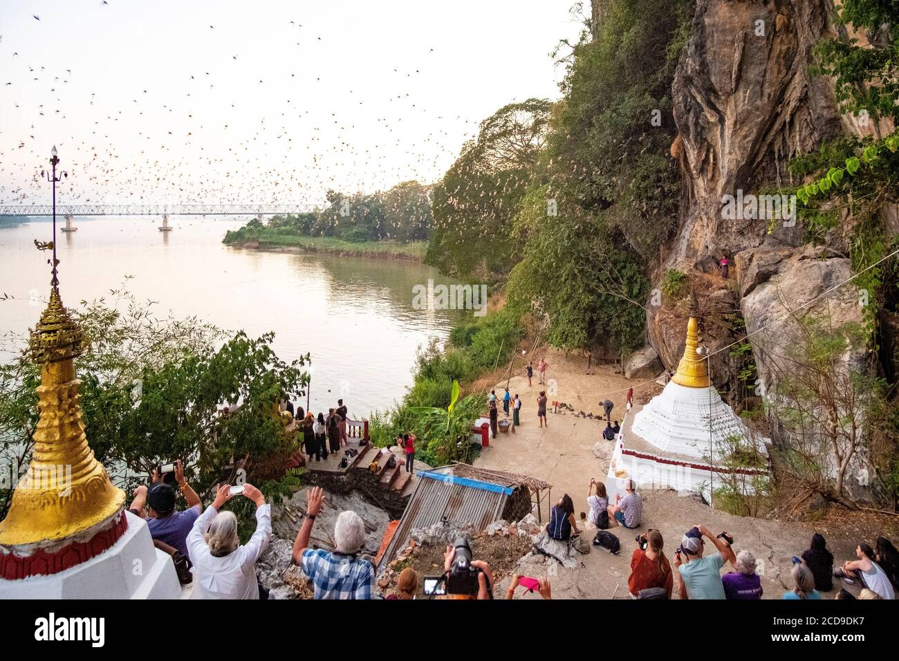 Myanmar (Birmania), Karen state, hPa an, grotta con pipistrelli o pipistrelli Foto Stock