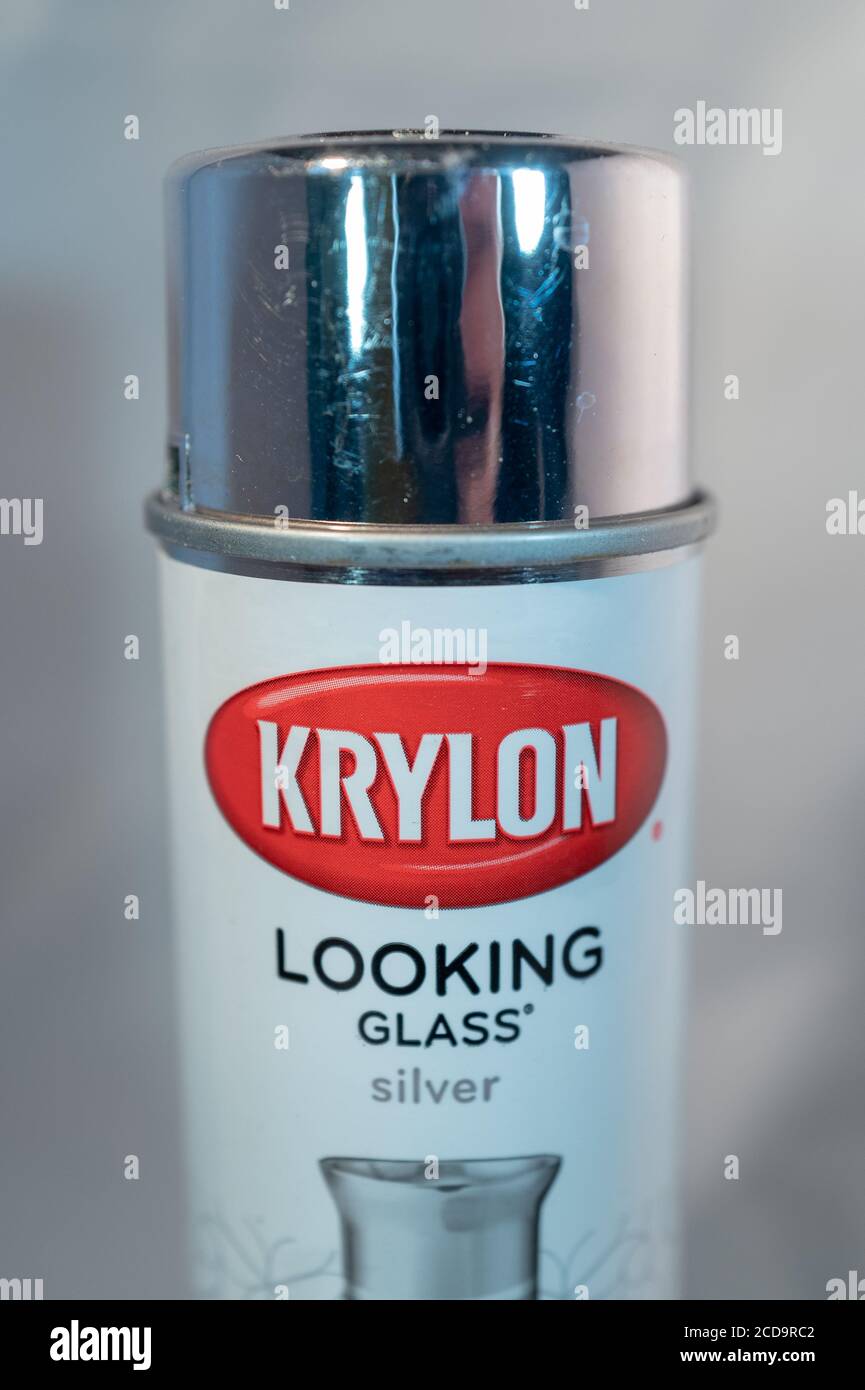 Primo piano del logo per la vernice spray a marchio Krylon, una divisione della casa madre Sherwin-Williams, San Ramon, California, 18 giugno 2020. () Foto Stock