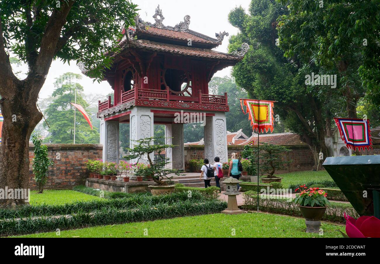 Tempio della Letteratura Quoc Tu Giam, centro di ha noi, Vietnam Foto Stock