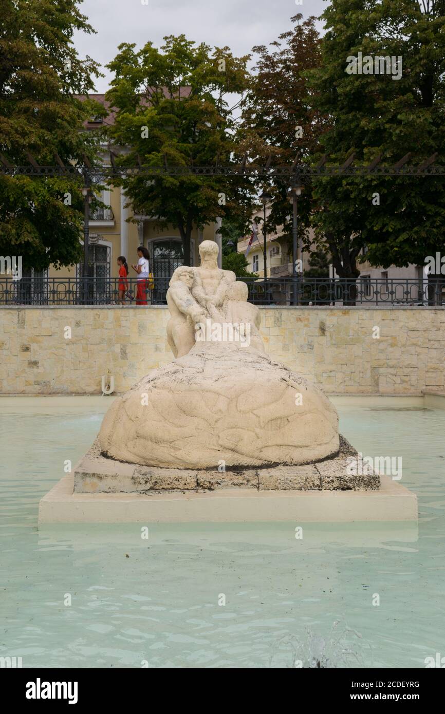 Constanta, Romania - 14 agosto 2019: Statua del pescatore vicino Constanta Casino, Romania. Foto Stock