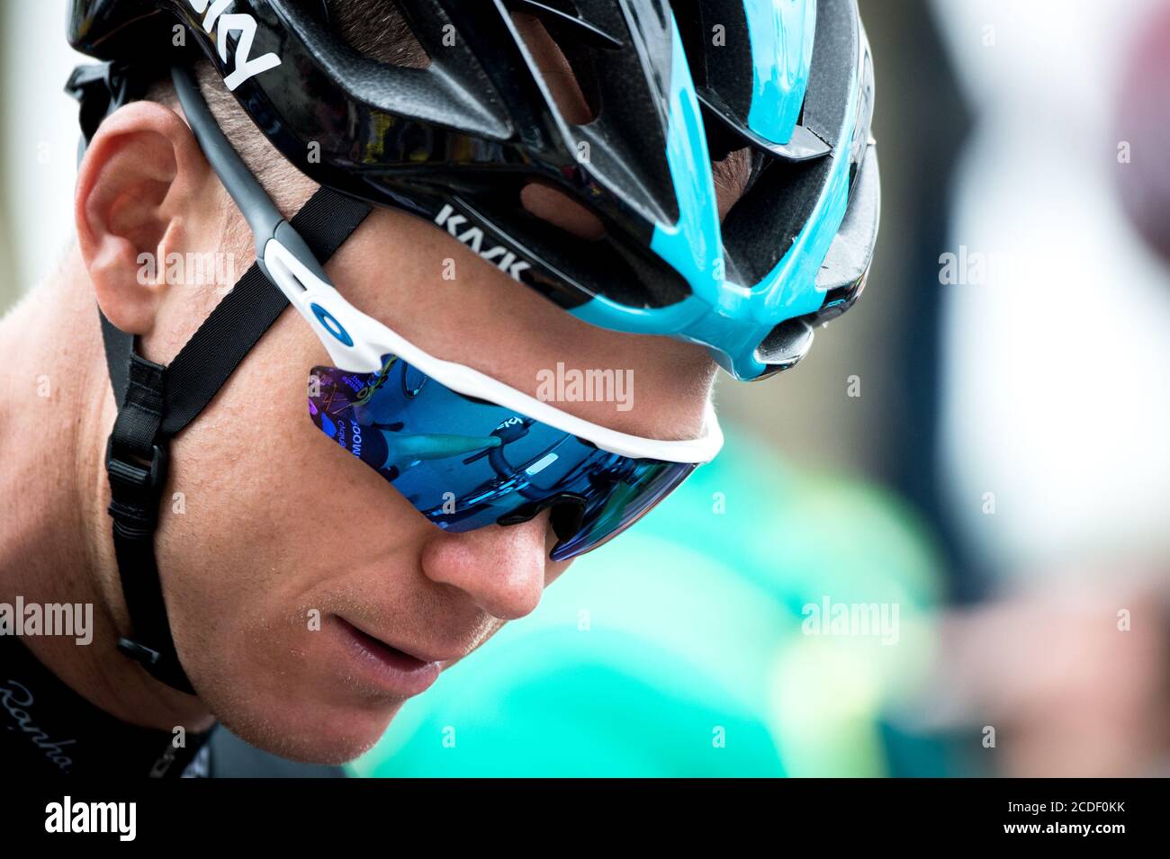 02.07.2016. Saumur, Francia. Tour de France 4° tappa da Saumur a Limoges. Chris Froome si è concentrato all'inizio del palcoscenico. Foto Stock