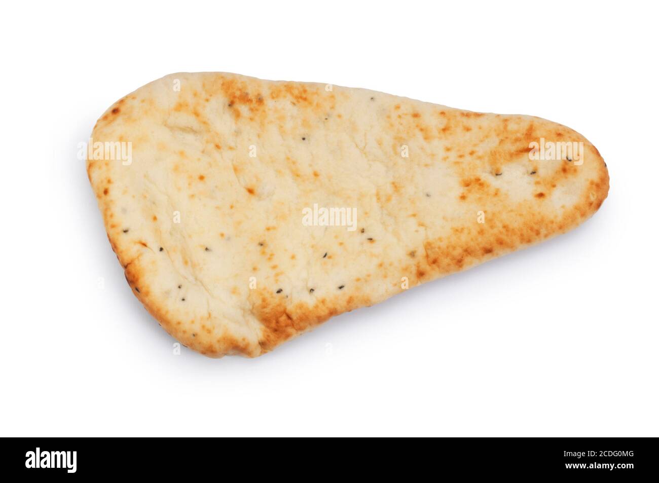 Studio shot di pane indiano naan tagliato contro a. Sfondo bianco - John Gollop Foto Stock