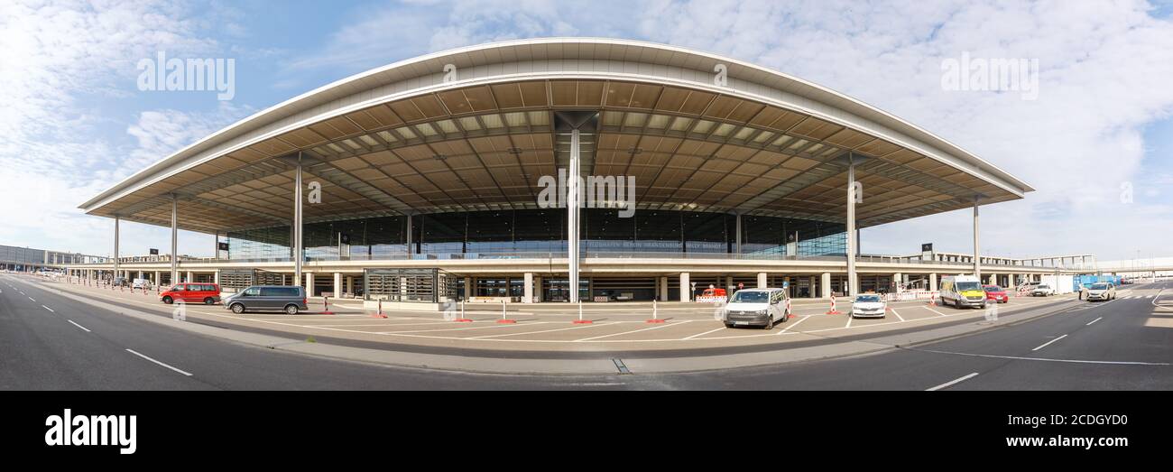 Berlino, Germania - 20 agosto 2020: Berlino Brandenburg BER Airport Terminal 1 in Germania. Foto Stock