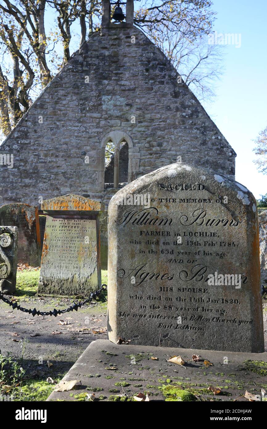 Alloway Auld Kirk, Ayrshire, Scozia, risale al 16 ° secolo, ha ispirato Robert Burns a scrivere la poesia tale di Tam o Shanter Foto Stock