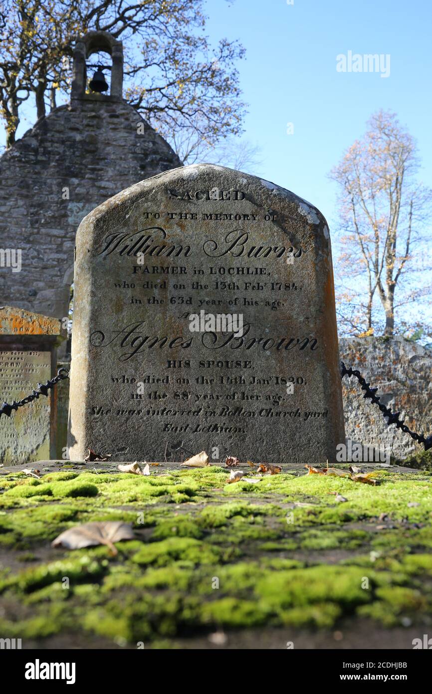 Alloway Auld Kirk, Ayrshire, Scozia, risale al 16 ° secolo, ha ispirato Robert Burns a scrivere la poesia tale di Tam o Shanter Foto Stock
