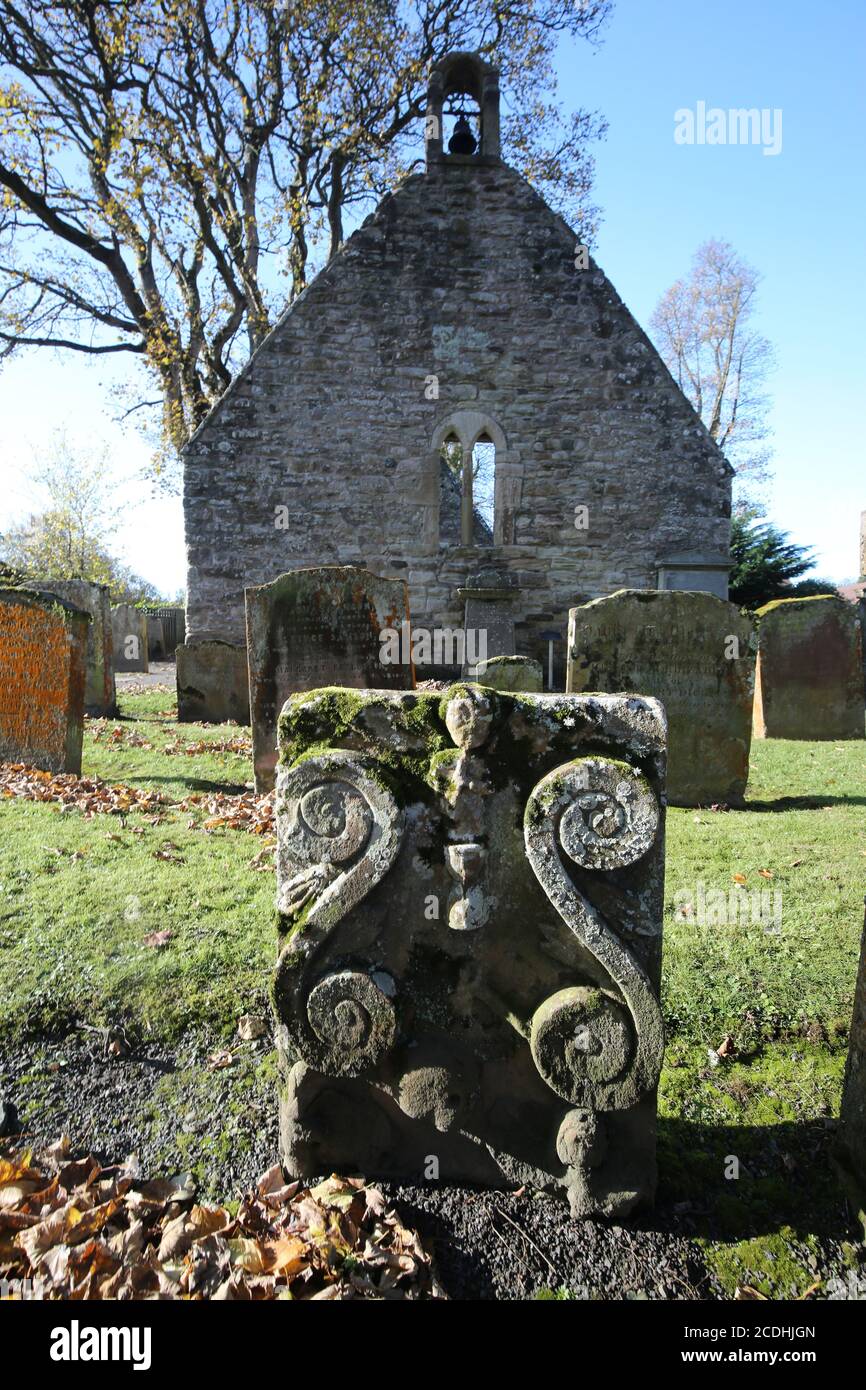Alloway Auld Kirk, Ayrshire, Scozia, risale al 16 ° secolo, ha ispirato Robert Burns a scrivere la poesia tale di Tam o Shanter Foto Stock