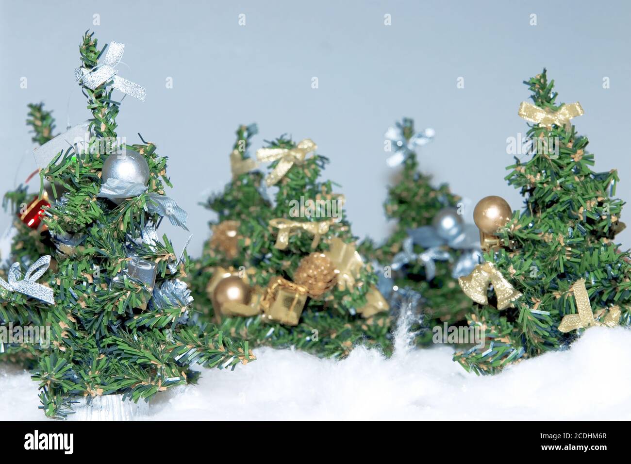 Alberi Di Natale Artificiali Di Lusso Artificial christmas trees immagini e fotografie stock ad alta