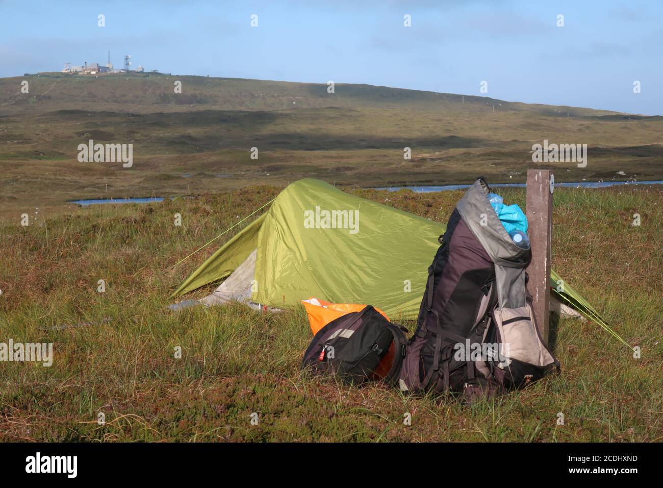 Campeggio selvaggio in una posizione remota. La via Ebridea. Ebridi esterne. Highlands. Scozia. REGNO UNITO Foto Stock