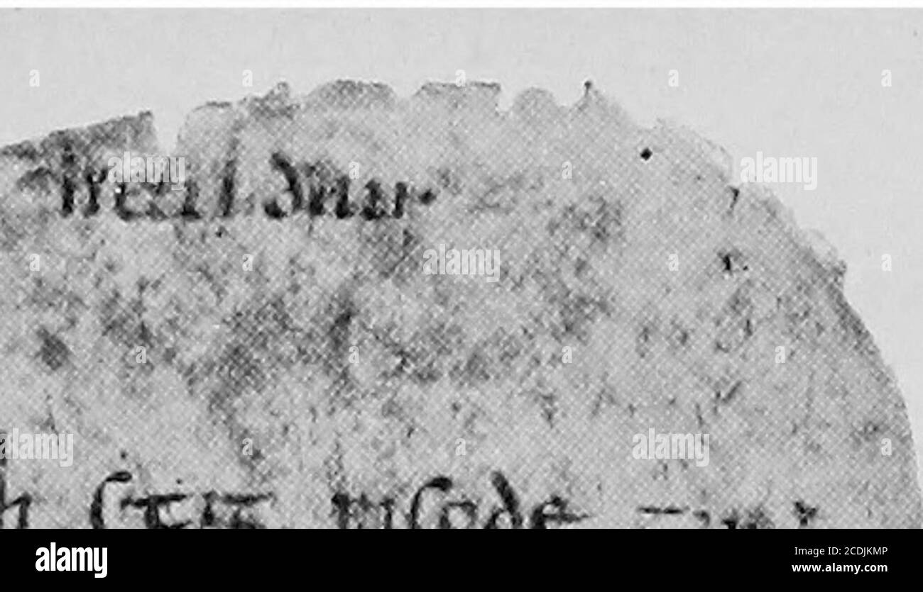 . Inghilterra, dai primi tempi alla Grande carta . 1 p. Jl&gt;. f&ioh weafiS^ lion^ locen hpng !ft€n fctft i5n^ mf&ivjte-^EAR niim ^aw^aw epctnarj ferr-^si pl one WU^ o|t& mec^af *^s:;e!i fe^^re Ccyl«^^. Un frammento della MS. Op Beowulf 164 SAXON ENGLAND Cynewulf tale era il successore di Caedmons, Cynewulf. Nei suoi laterizi sembra essersi limitato al verso sacro, dal suo primo periodo, quando viaggiava intorno a Englandas un bard itinerante, sperimentando la vita in tutte le sue forme, ci ha lasciato diversi versetti, di cui i suoi Riddles e CRA Foto Stock