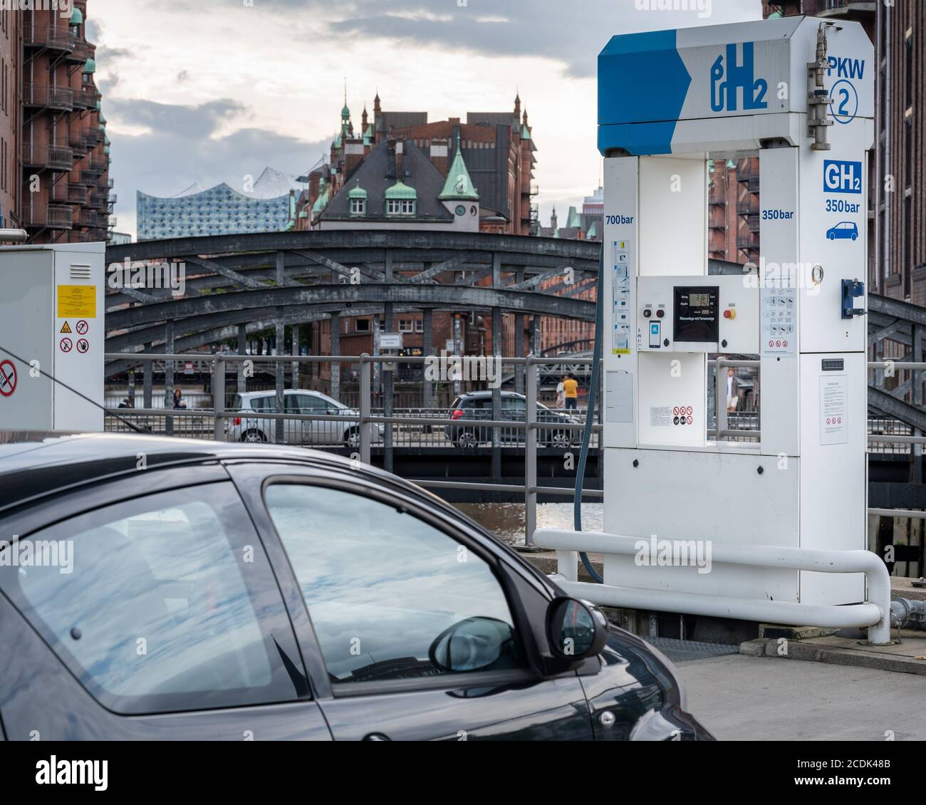 Una stazione di rifornimento di idrogeno ad Amburgo, Germania. Foto Stock