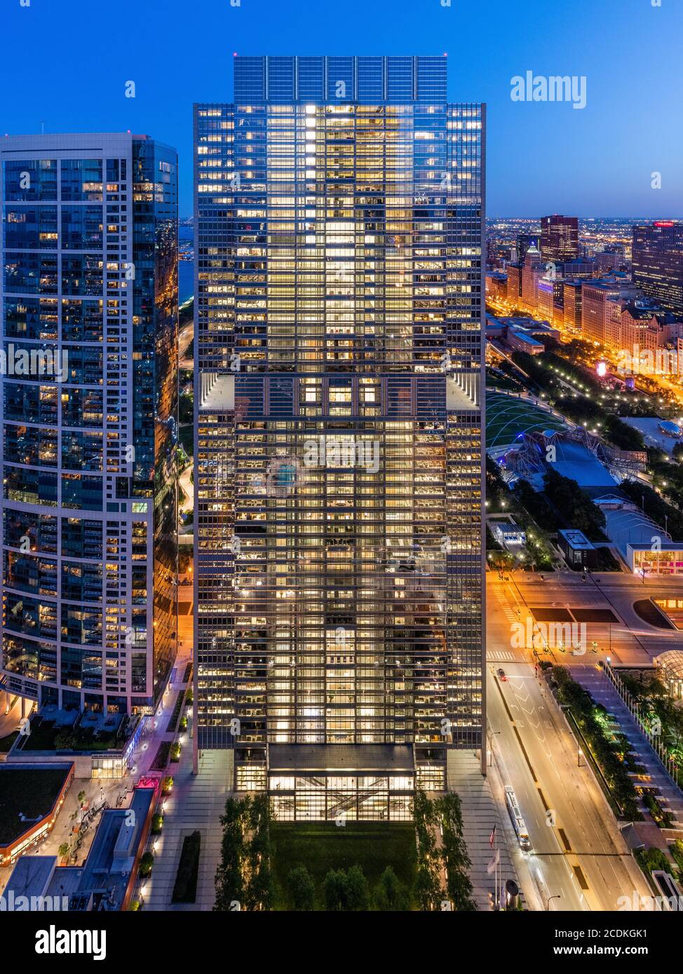 Blue Cross Blue Shield Tower, progettato da Lohan Associates e Goettsch Partners Foto Stock