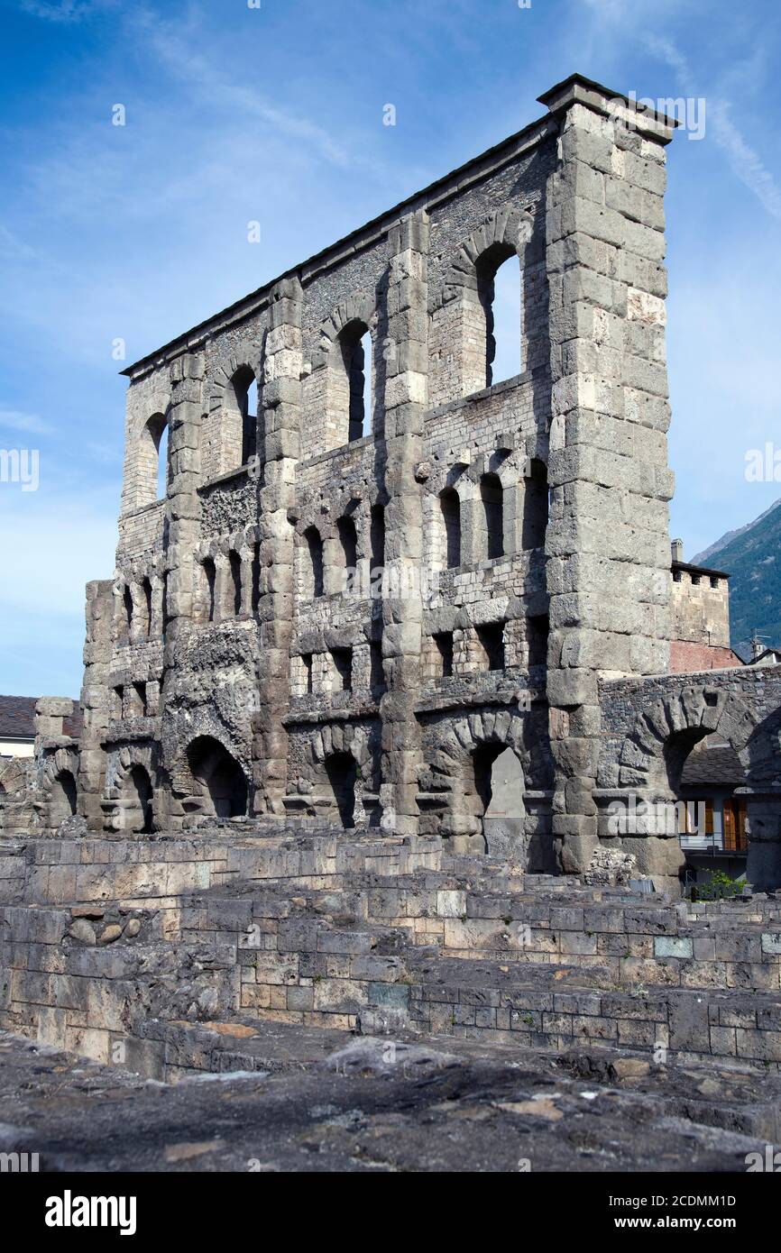 Museo all'aperto di Aosta, Teatro Romano, Aosta, Valle d'Aosta, Italia Foto Stock