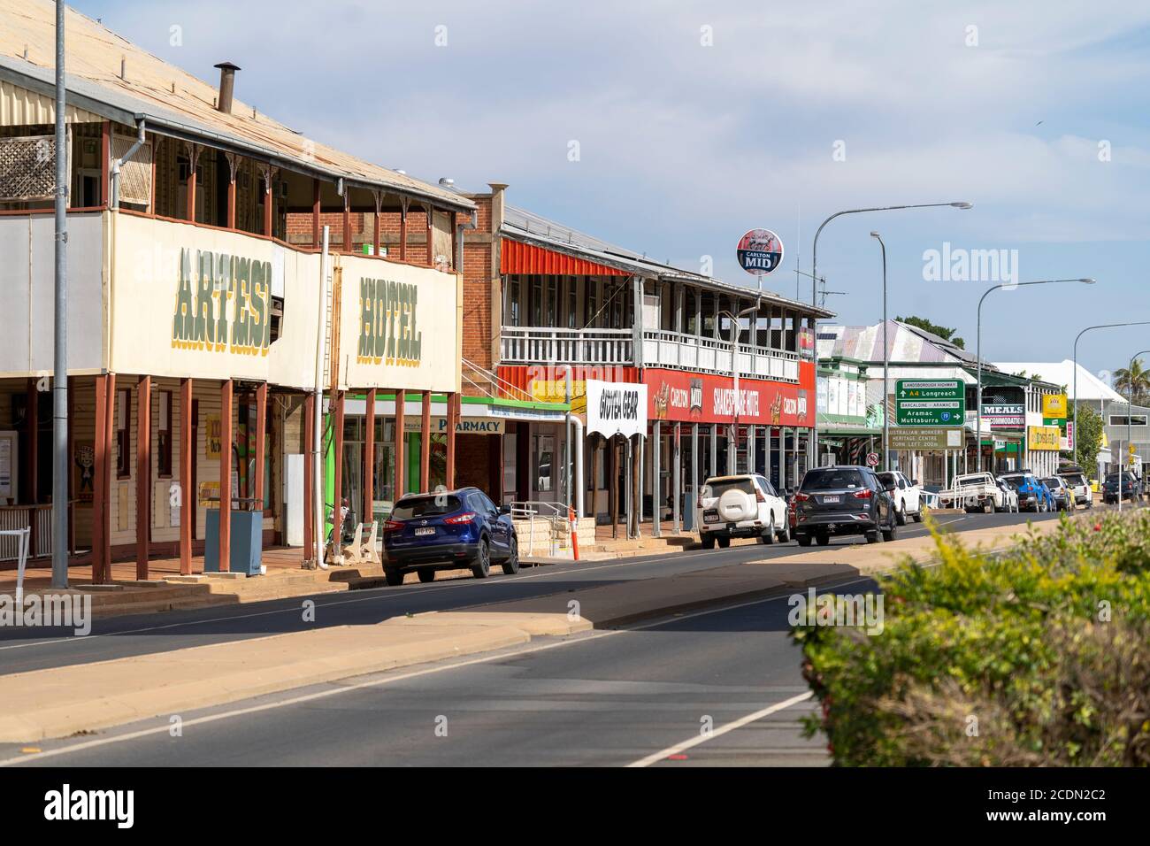 Gli hotel si affacciano sulla strada principale di Barcaldine, Western Queensland Australia Foto Stock