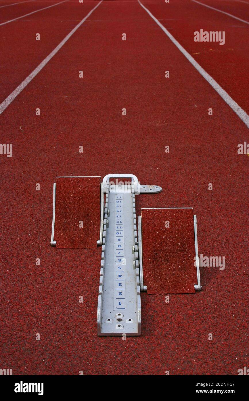 Blocco di partenza Athletic e Running Track Foto Stock