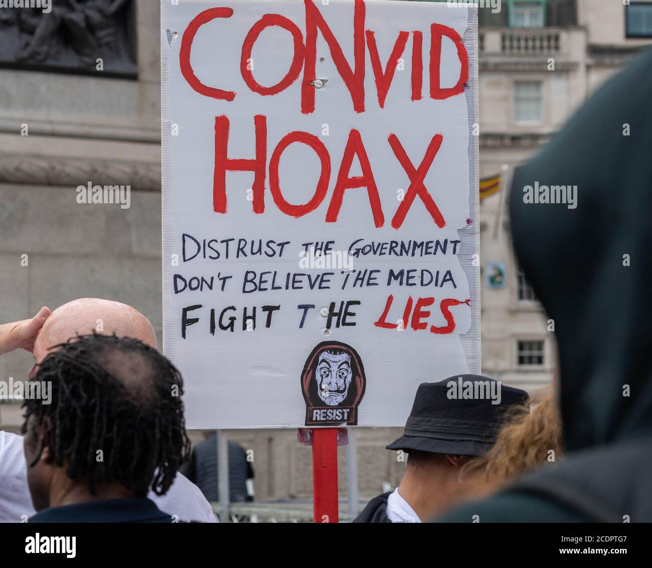 Londra, Regno Unito. 29 Agosto 2020. No ai vaccini, fine del blocco, no a 5G protesta Trafalgar Square Londra, Credit: Ian Davidson/Alamy Live News Foto Stock