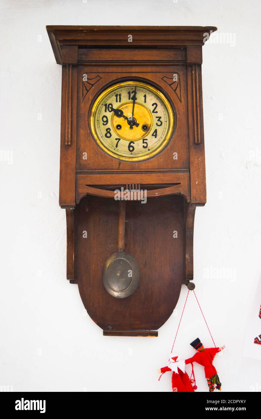Orologi antichi vintage. Home Guarda l'inizio del ventesimo secolo Foto  stock - Alamy