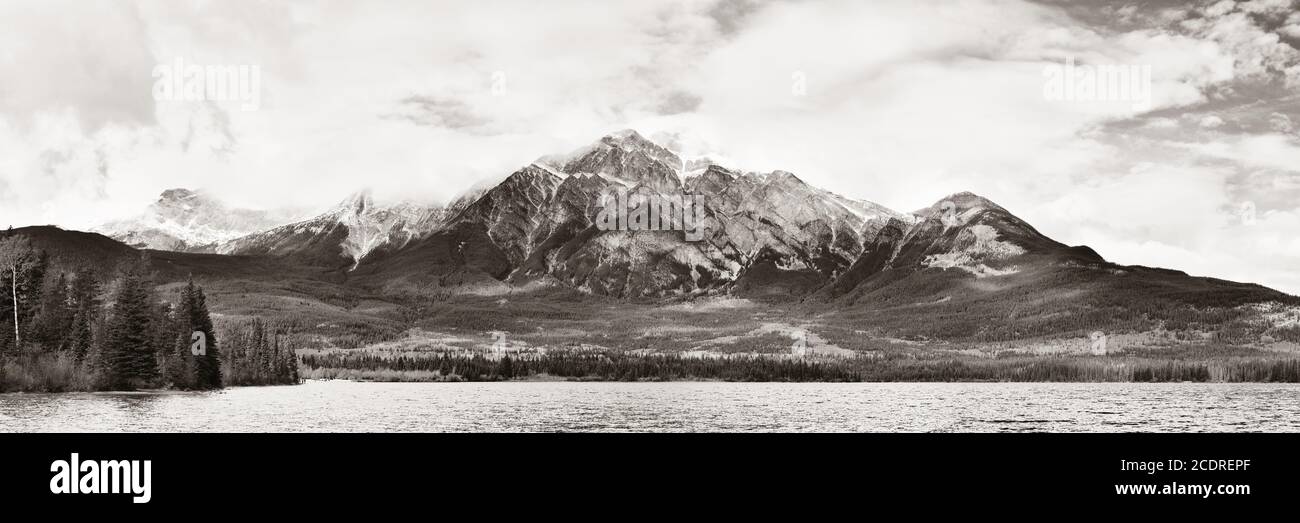 Bellissima scena nel Parco Nazionale di Jasper in Canada Foto Stock