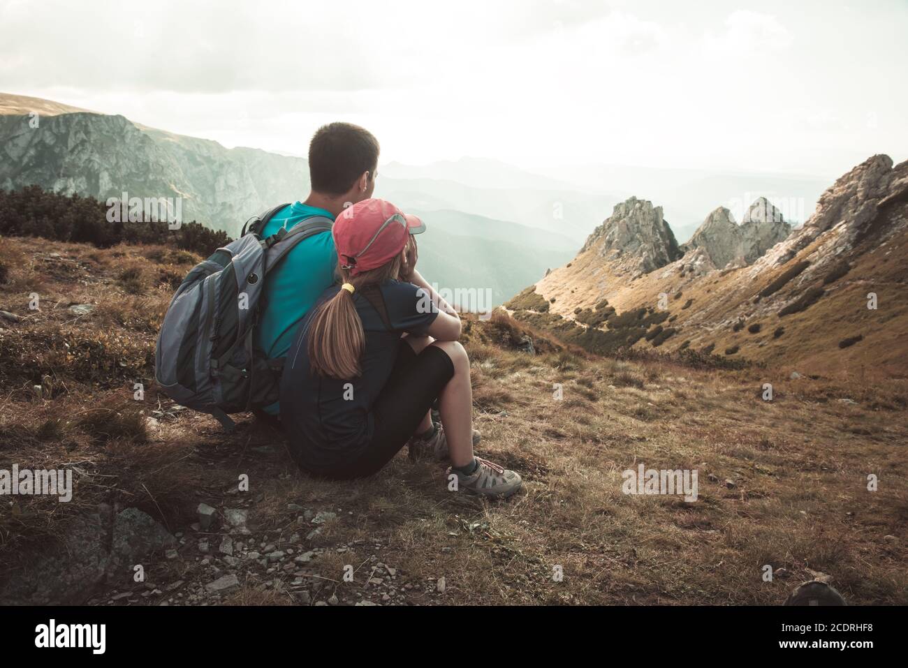 viaggio padre e figlio escursioni in montagna, turismo familiare, Tatra Montagne parco nazionale a Zakopane, Polonia Foto Stock