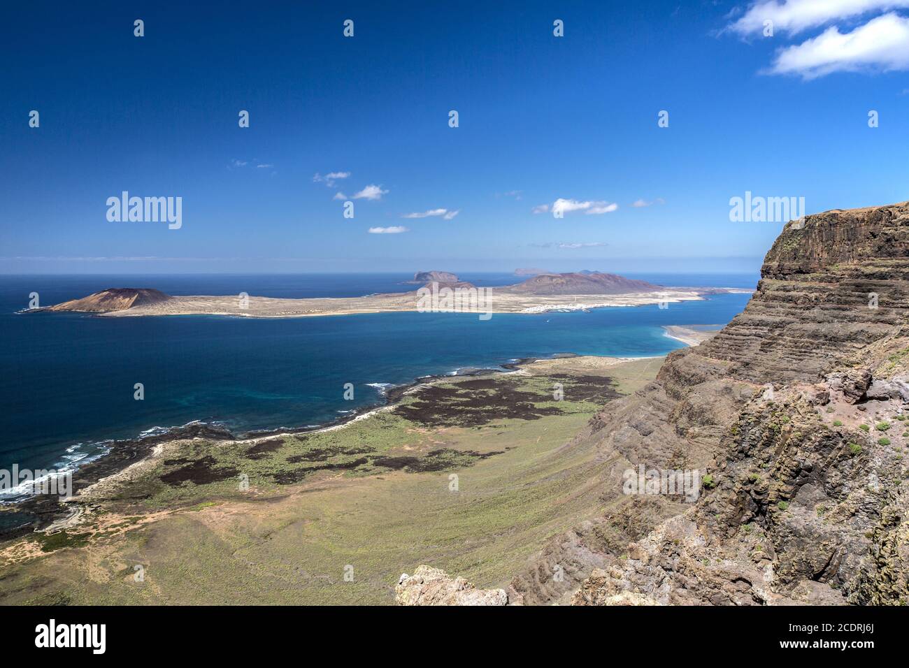 Vista da Mirador de Guinate all'isola di la Graciosa, Lanzarote, Isole Canarie, Spagna, Europa Foto Stock