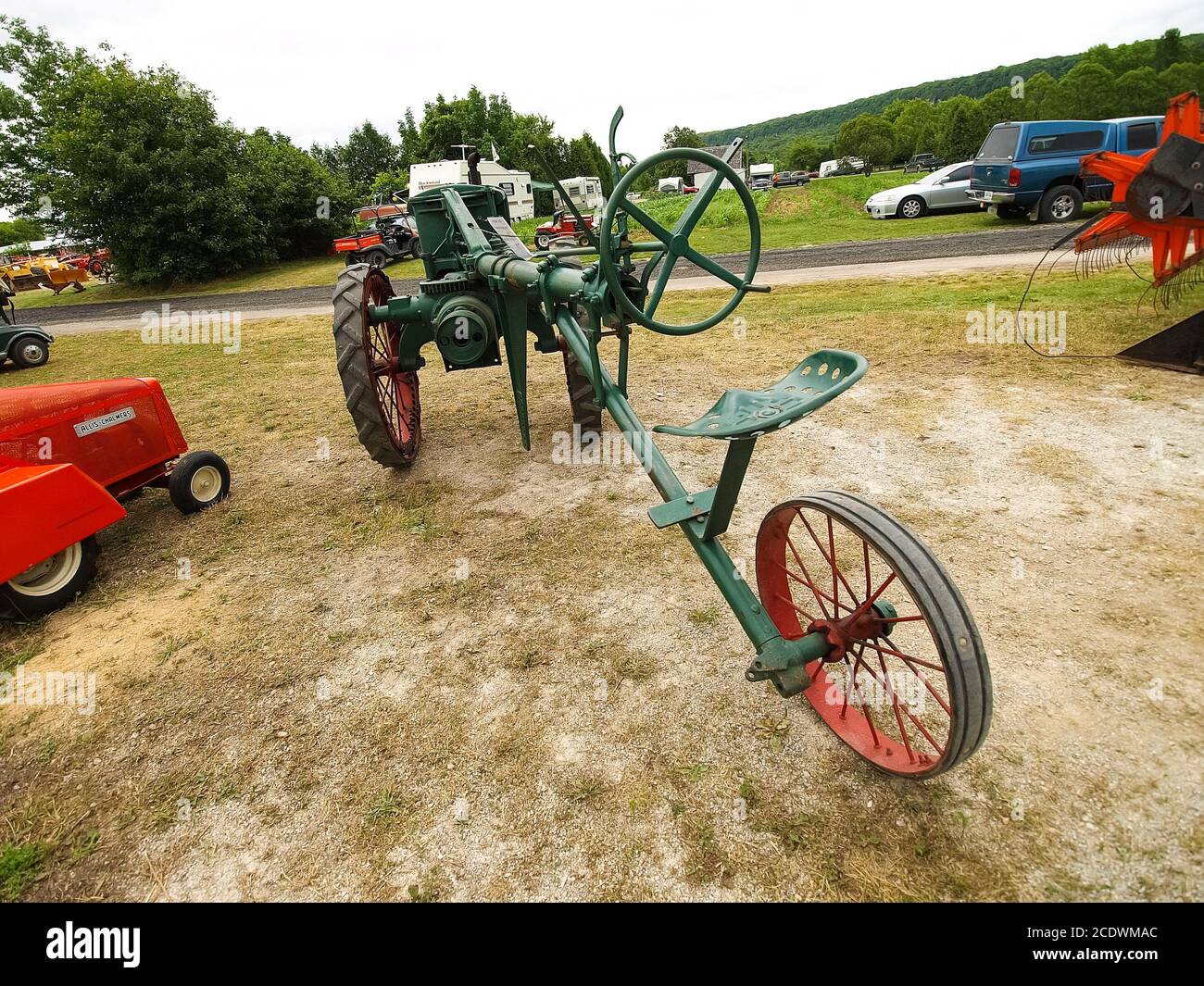 Mostra di trattori antichi. Spettacolo del trattore. Macchine Agreecultural. Attrezzature Agreecultural. Foto Stock