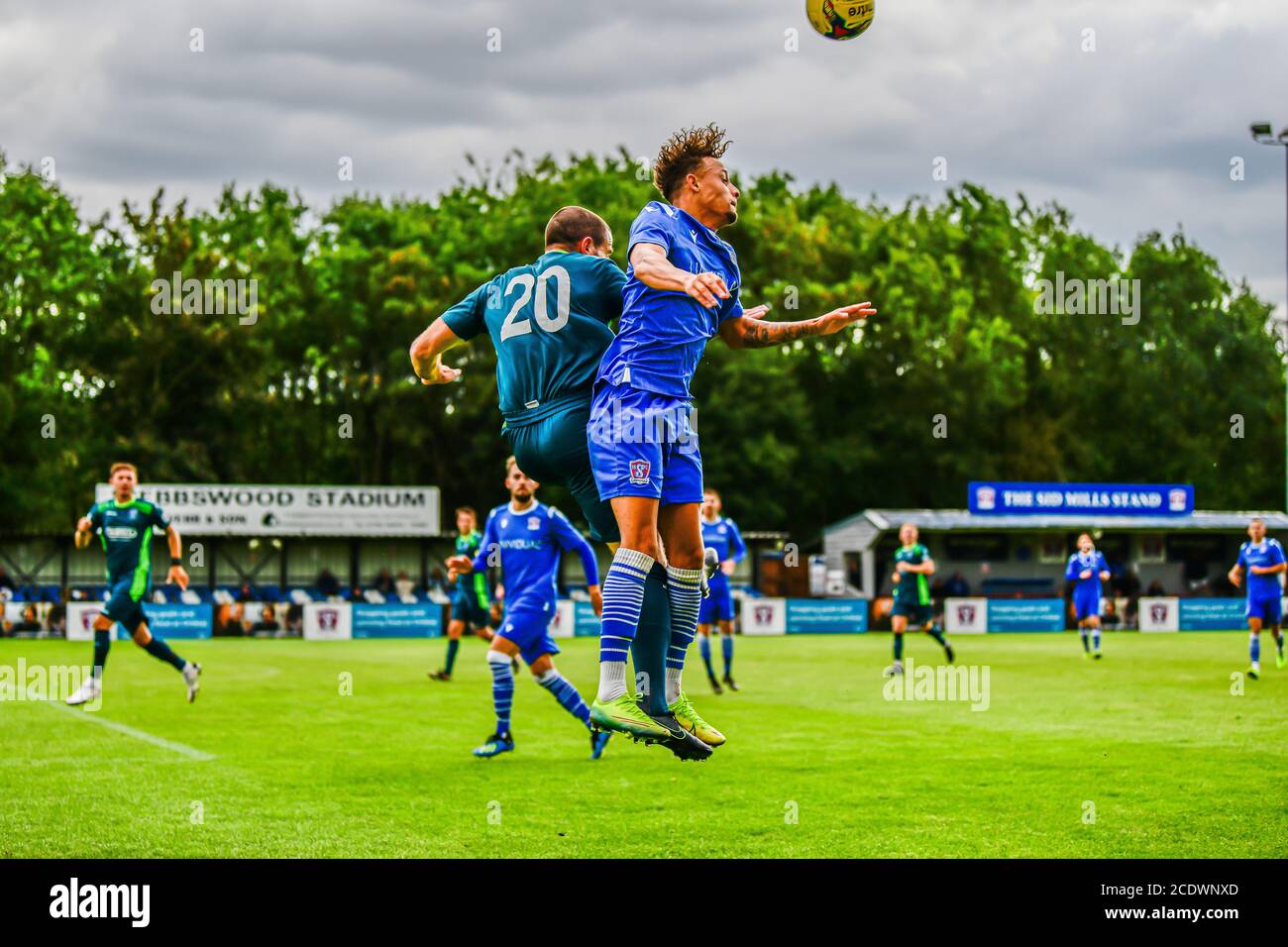 Ryan Campbell per lo Swindon Supermarine FC Defending ospita Chippenham Town fc Foto Stock