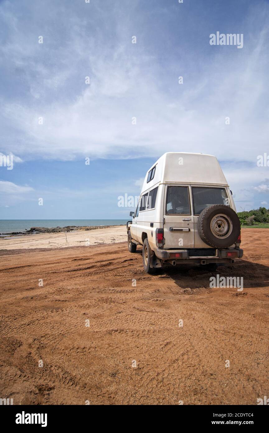 Veicolo fuoristrada alla spiaggia Foto Stock