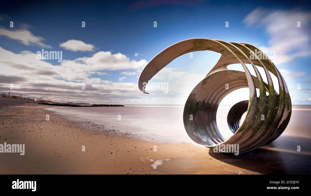 Mary's Shell, installazione di arte moderna situata sulla spiaggia di Cleveley's vicino a Blackpool. Foto Stock