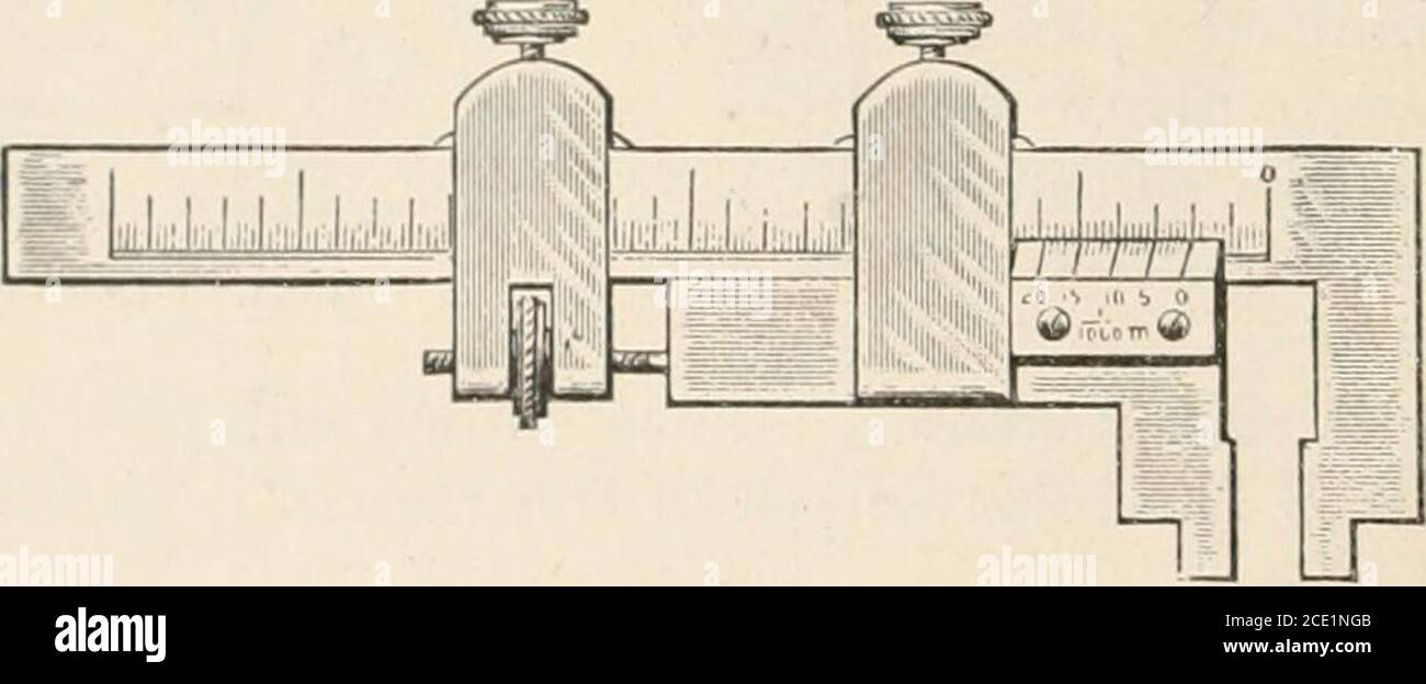 . Un libro di testo di fisica, per l'uso di studenti di scienza e ingegneria . 16 CAP. DINAMICA Da qualsiasi punto A su OA disegnare AB perpendicolare a OB.BA e OA e valutare i rapporti trigonometrici : misurare OB, sin AOB consultare tabelle trigonometriche, e annotare i valori dell'angleAOB corrispondenti ai valori calcolati del seno, del coseno e della tangente. Prendere la media di questi valori e confrontarla con il valoretrovato per mezzo del goniometro. (b) disegnare un triangolo. Misurare i suoi tre angoli tramite ilgoniometro. Verificare la proposizione che la somma dei tre angoli di anytri Foto Stock