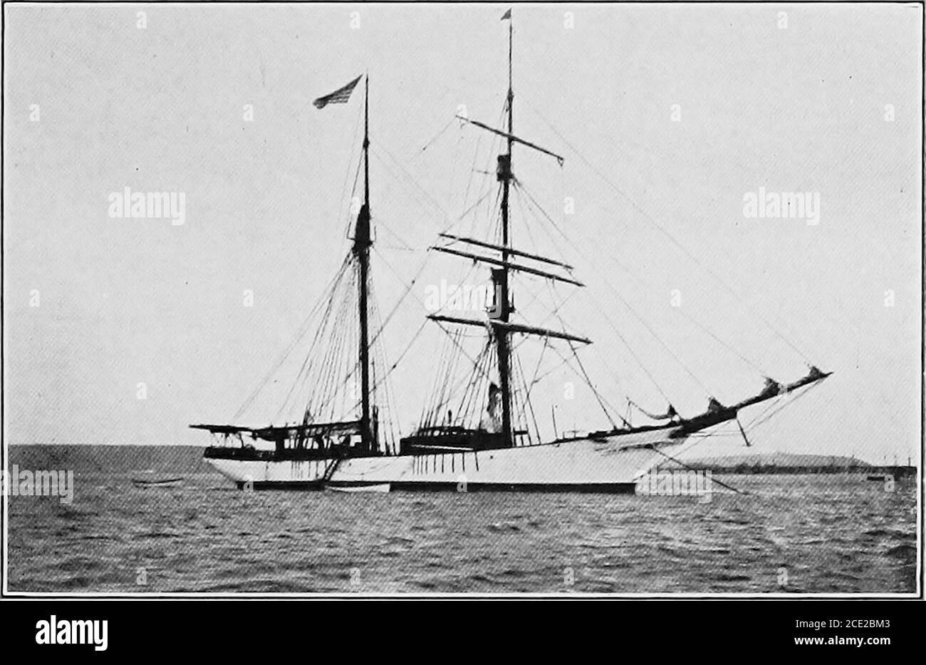 . L'anniversario semi-centenario dell'Accademia Nazionale delle Scienze, 1863-1913 . anche le iarità, come i depositi di minerale di ferro, influenzano la sua direzione in modo molto materiale. Così un grafico di varia-zione, che indica la deviazione della bussola da nord geografico, fornisce un'eccellente illustrazione delle irregolarità di magnetismo terrestre. La necessità di indagini accurate e di ricerca del campo magnetico delle terre è illus-trata dal fatto che la Carnegie ha trovato errori di cinque o sei gradi nelle tabelle di variazione del Pacifico e degli Indianoceani. In vista delle terre eterogeneo Foto Stock