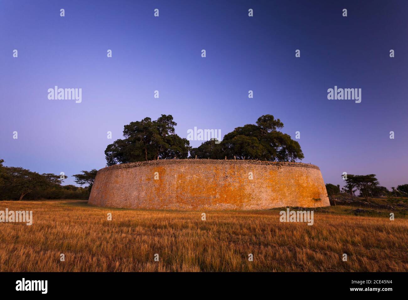 Grandi rovine dello Zimbabwe, la struttura principale 'la Grande enclosure', antica capitale della civiltà Bantu, provincia di Masvingo, Zimbabwe, Africa Foto Stock