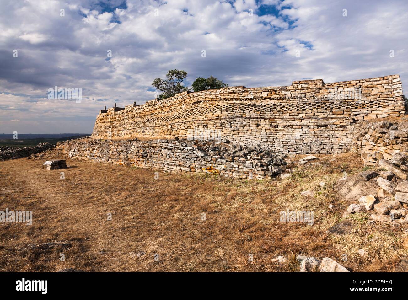 Naletale, o rovine di Nalatale, 17 ° secolo, residenza del re Torwa, la tradizione architettonica del lavoro in pietra, Matabeleland, Zimbabwe, Africa Foto Stock