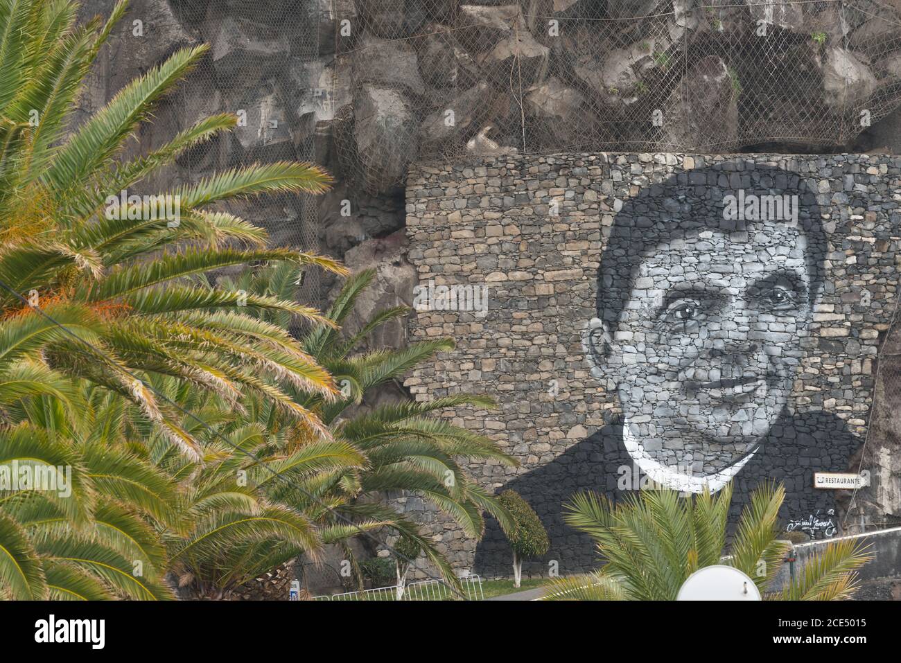 Pittura murale del sacerdote Vieira Caetano a Ponta do Sol, di Madera Foto Stock