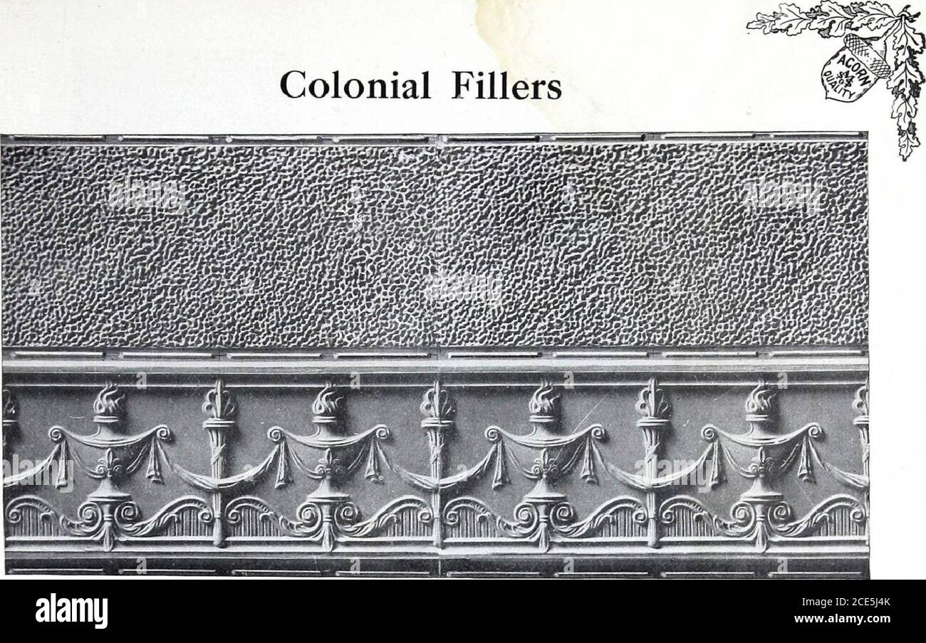 . Soffitti e pareti laterali : N. catalogo 60 . Riempitivo n. 7303 larghezza dell'ornamentazione centrale 9 pollici. Dimensioni, l->, 14, 16, IS, ^0, -2-2 e ^4 pollici x 4S pollici. Parola codice - Ba.nn. Pag^ quattordici . .;^f5^- riempitivi coloniali. Riempitivo n. 7300 larghezza del bordo 15 pollici. Misure, 14, 16, 18, --^o, -25 e -^i pollici larghi bv 48 pollici lon^. Può anche essere usato come fregio su disponibilità sotto cornice. Parola codice - Ba.seles9. Foto Stock