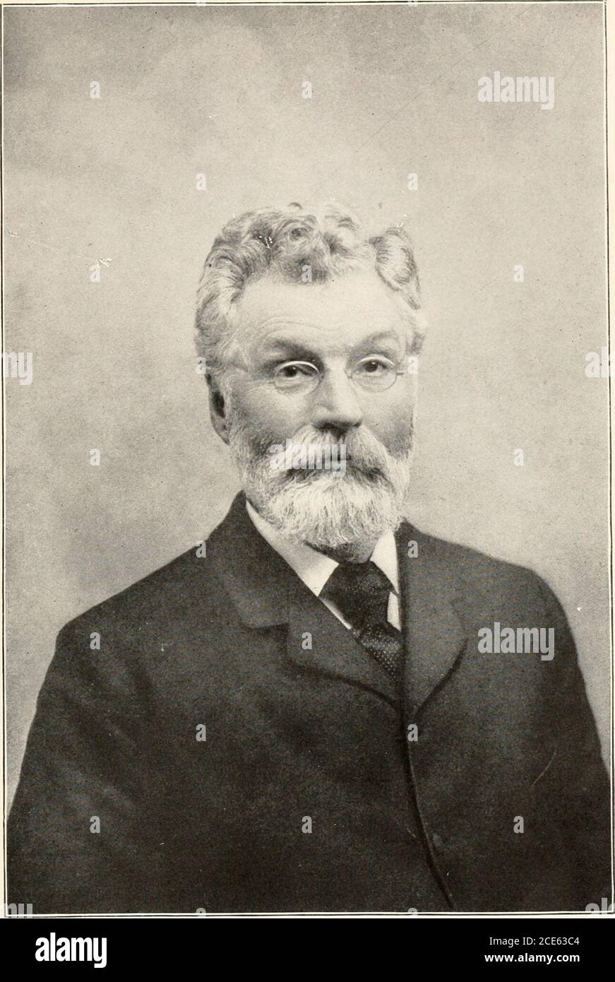 . La storia della famiglia Brigham; un record di diverse migliaia di discendenti di Thomas Brigham l'emigrante, 1603-1653 . , b. 25 agosto 1900. 2 John W., b. 10 giugno 1902. 3 Helen, n. Settembre 1903, II Giovanni, alla morte della madre ha vissuto con il suo nucleo materno Watertown, N. Y., ed ha assunto il nome di famiglia di Hickey , m. Angelina Cooper di Perth Ontario, CAN-ada. Si res. New York. CH. (Hickey):1 Elisabetta M., n.. Agosto, 1905.. Seth E. Brigham, di Fitchburg (735) 4 OTTAVA GENERAZIONE 493 724 DANA BULLARD®, figlio di Joseph Lincoln^ e Sally-Gay (Wheeler) Brigham; nato a Brookl Foto Stock