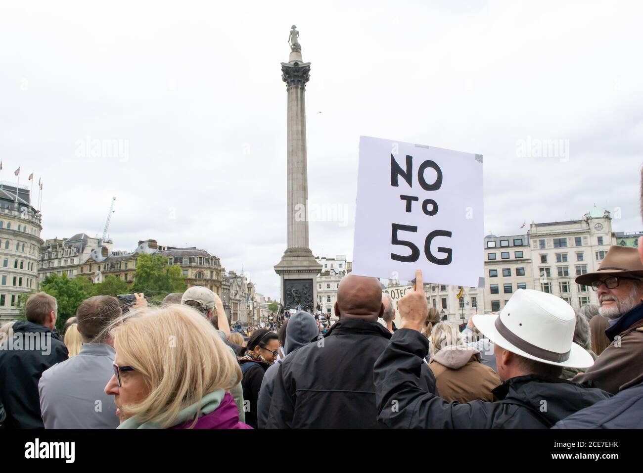 WESTMINSTER, LONDRA/INGHILTERRA - 29 agosto 2020: Manifestanti a un anti-blocco Unite per la libertà Rally, contro le restrizioni del coronavirus Foto Stock