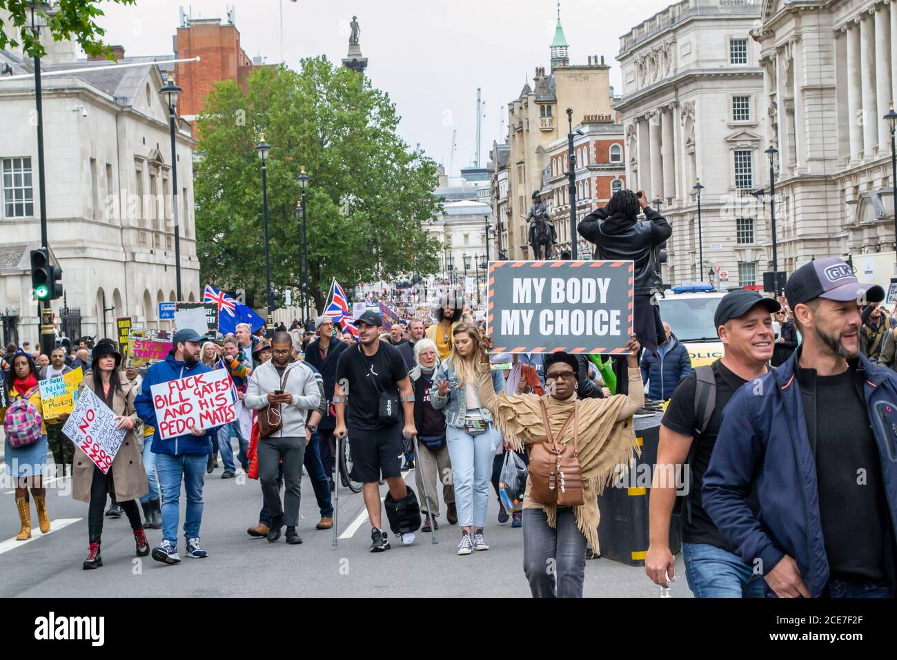 WESTMINSTER, LONDRA/INGHILTERRA - 29 agosto 2020: Manifestanti a un anti-blocco Unite per la libertà Rally, contro le restrizioni del coronavirus Foto Stock