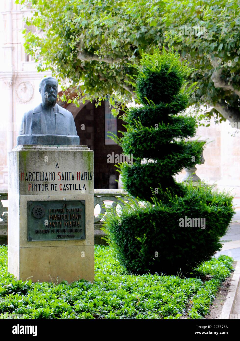 Busto di bronzo di Marceliano Santa Maria Sedano conosciuto come il Pittore di Castilla nei giardini del Paseo de Espolon Burgos Castiglia e Leon Spagna Foto Stock