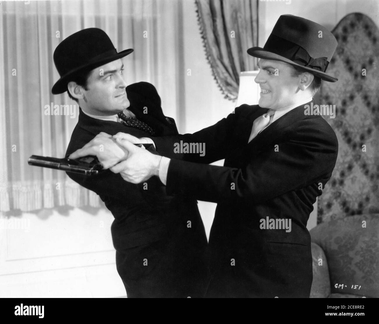 EDWARD PAWLEY e JAMES CAGNEY in G MEN 1935 regista WILLIAM KEIGHLEY storia / sceneggiatura Seton I. Miller consulente di casting J. Edgar Hoover First National Pictures / Warner Bros Foto Stock