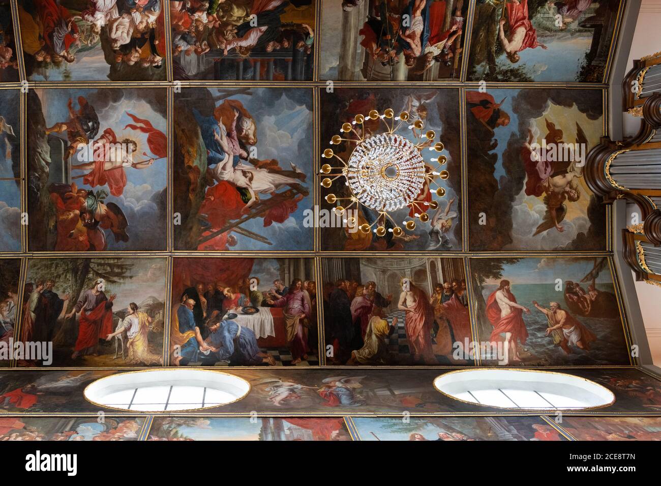 Scene bibliche dipinte sulle pareti e sul soffitto della Chiesa dell'Unione, Idstein, Assia, Germania Foto Stock
