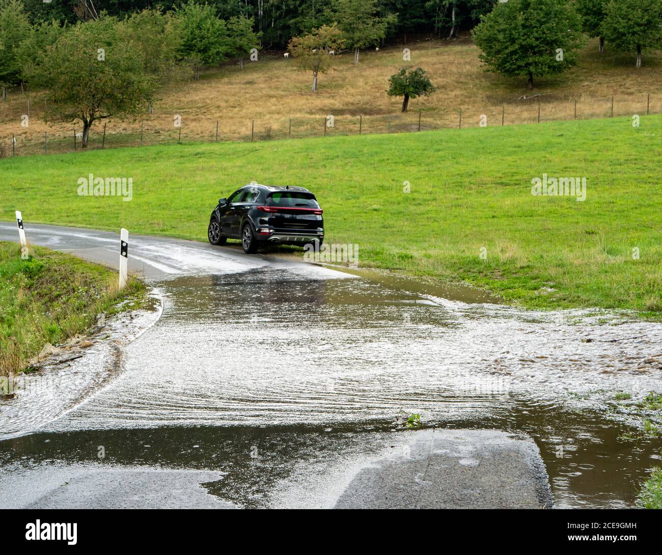 Allagamento di una strada dopo una tempesta Foto Stock