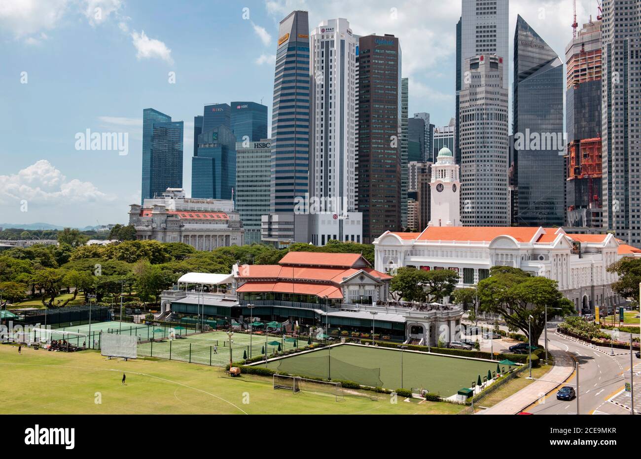 Singapore, Singapore:07 Mar, 2020. National Gallery Singapore vista sul tetto del Singapore Cricket Club Alamy Stock Image/Jayne Russell Foto Stock