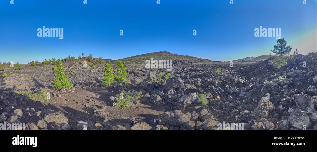 Vista panoramica del campo di lava al Cratere del Parco Nazionale della Luna, Idaho. Foto Stock