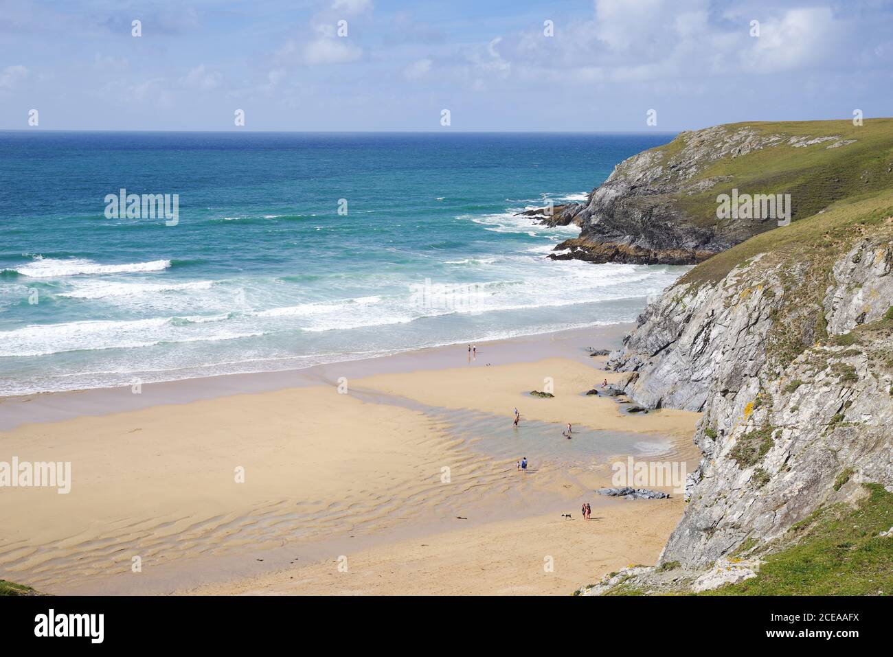 Bella spiaggia appartata della Cornovaglia vicino a Holywell Bay - Cornovaglia, Regno Unito Foto Stock